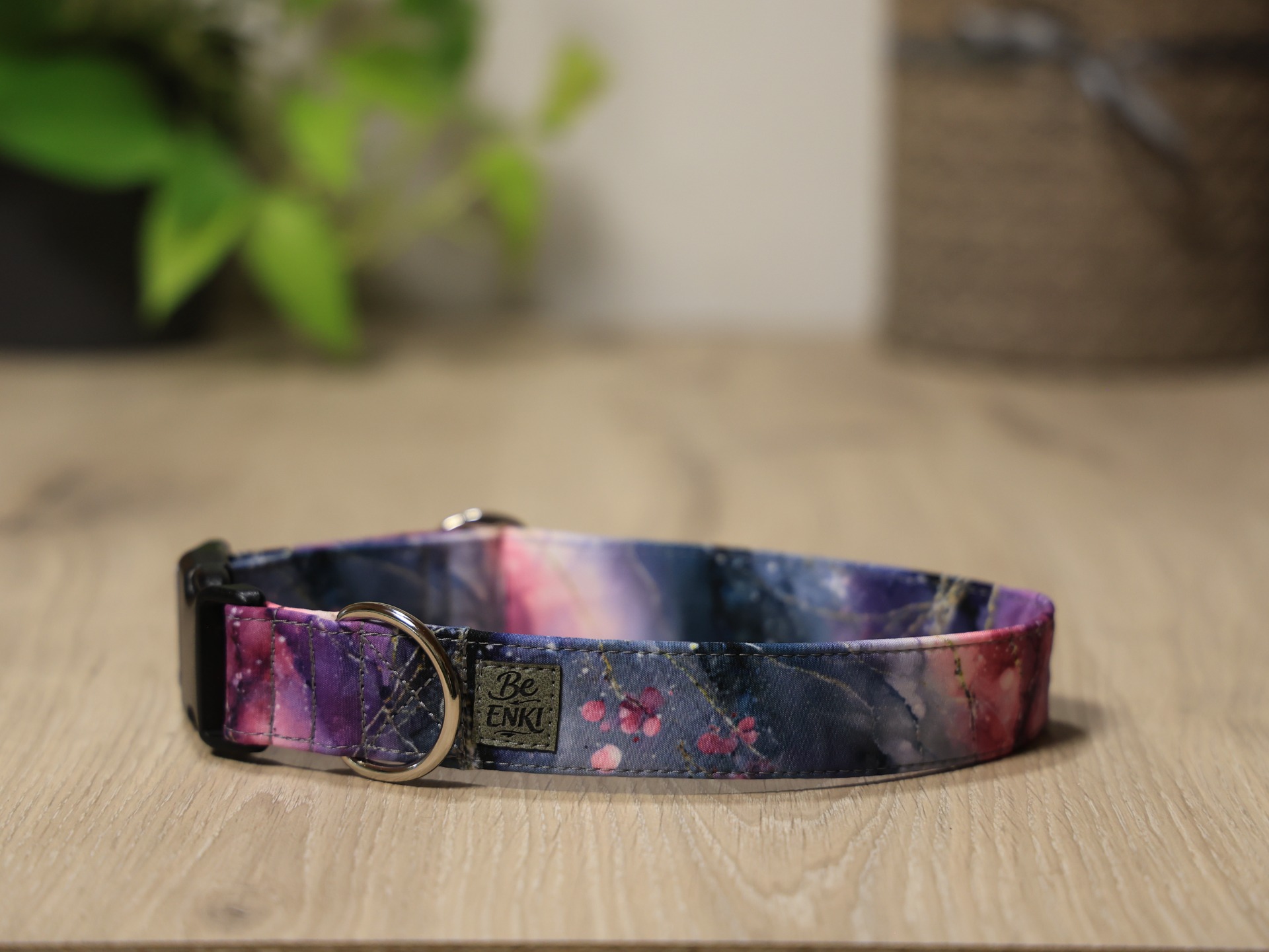 velikost L, š. 3 cm