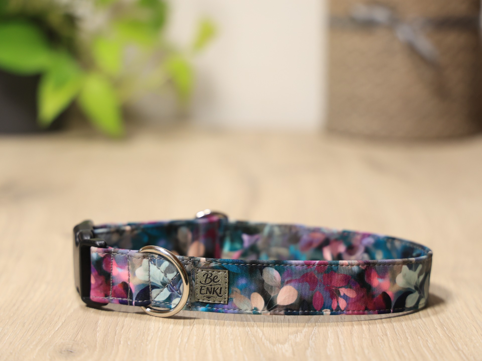 velikost L, š. 3 cm