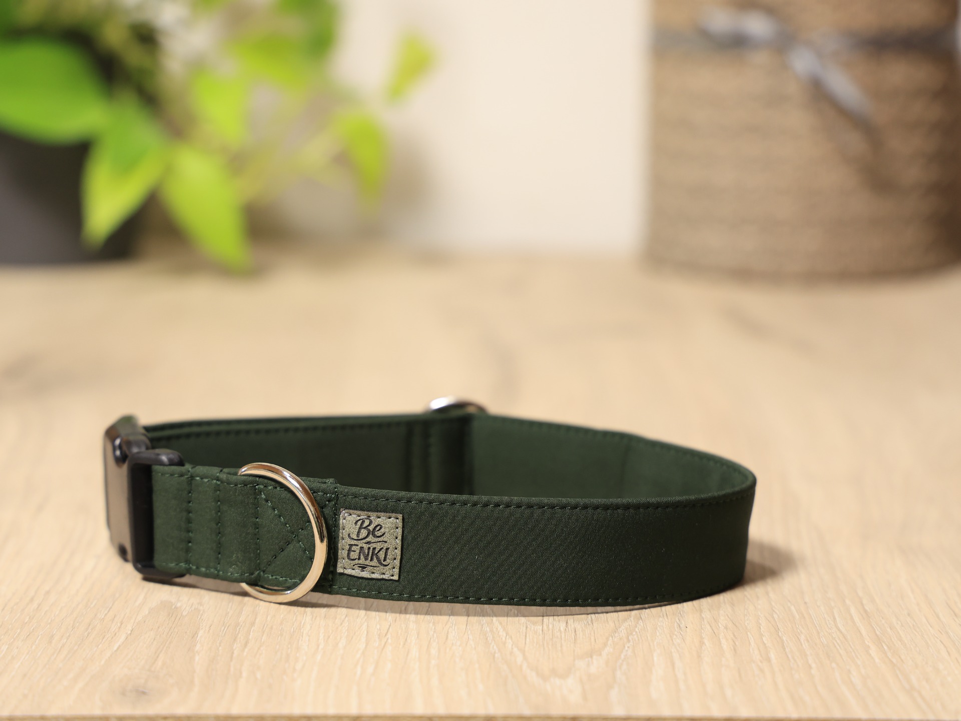 velikost L, š. 3 cm