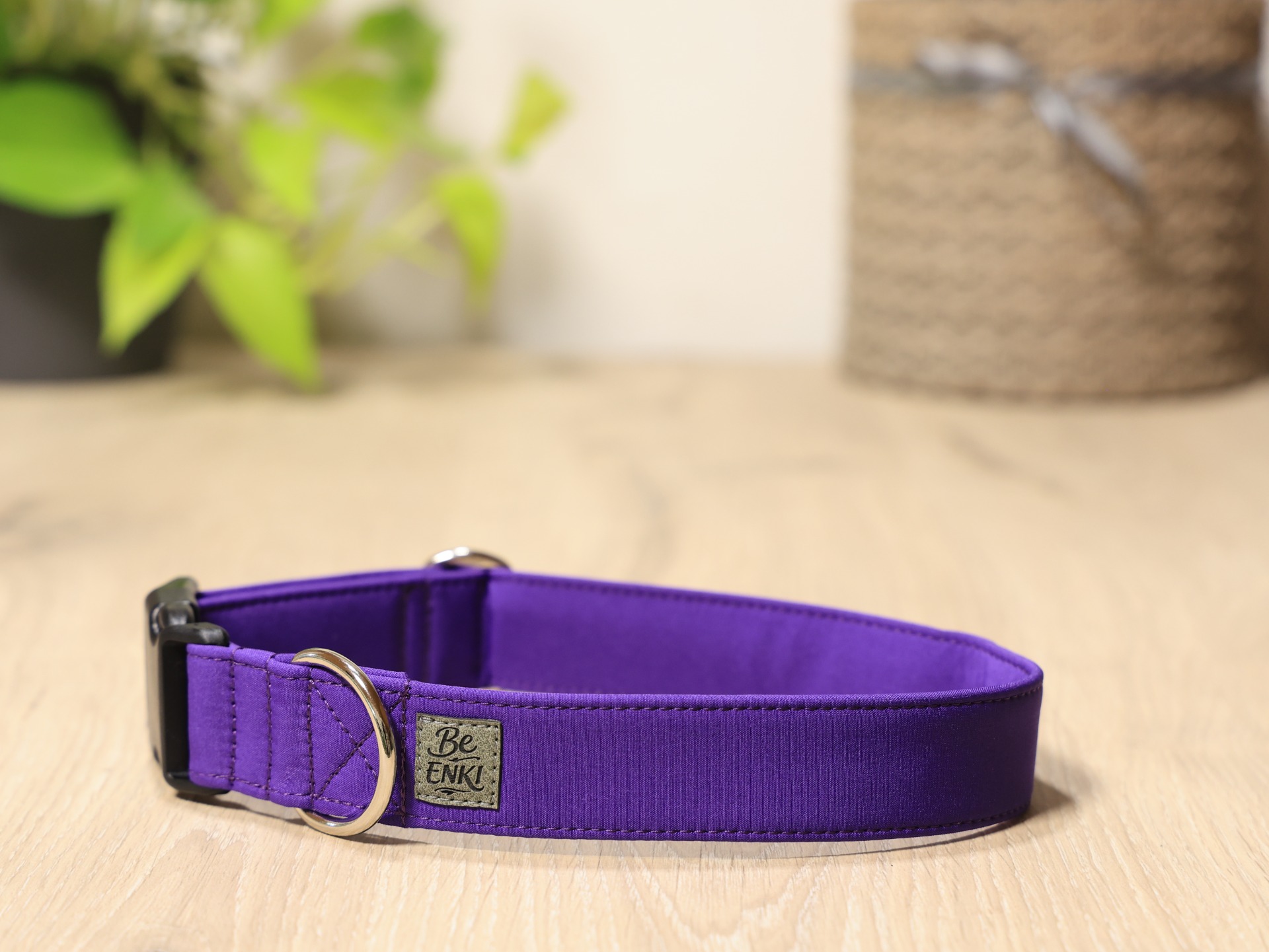 velikost L, š. 3 cm