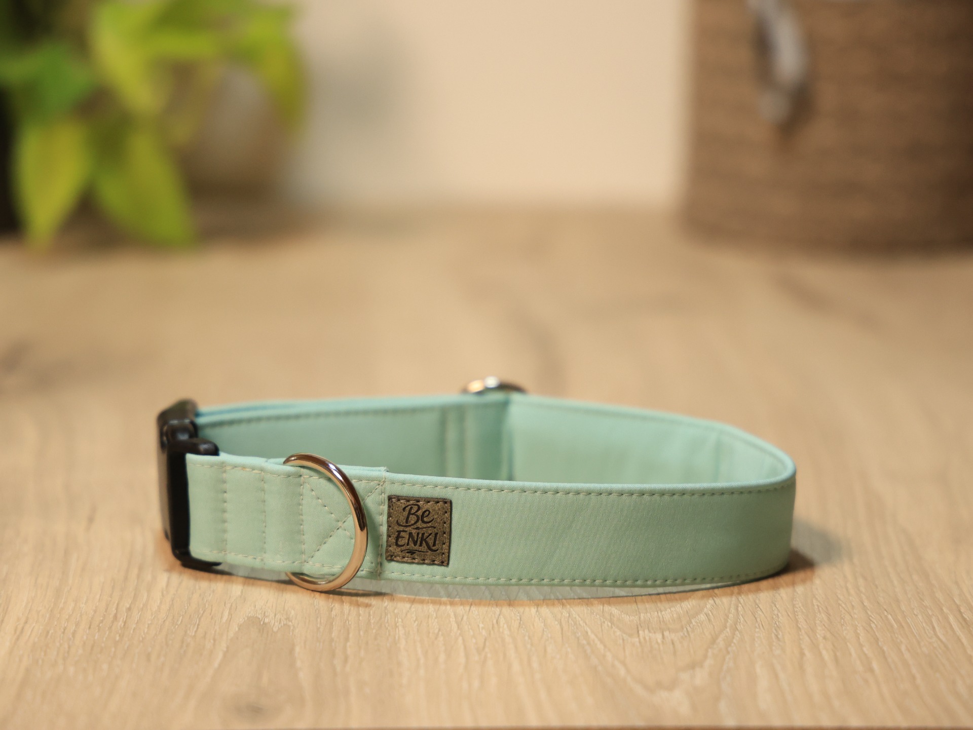 velikost L, š. 3 cm