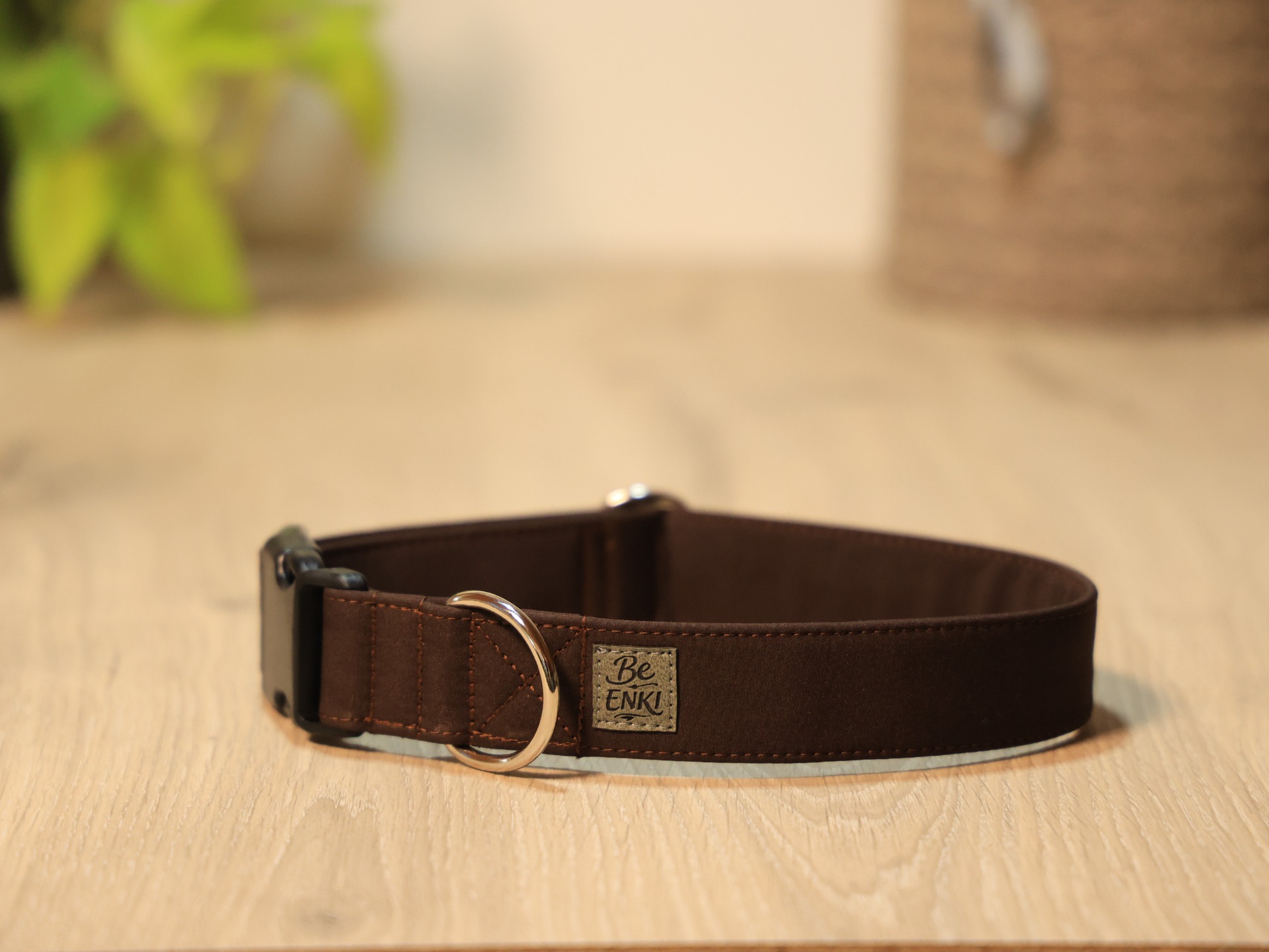 velikost L, š. 3 cm